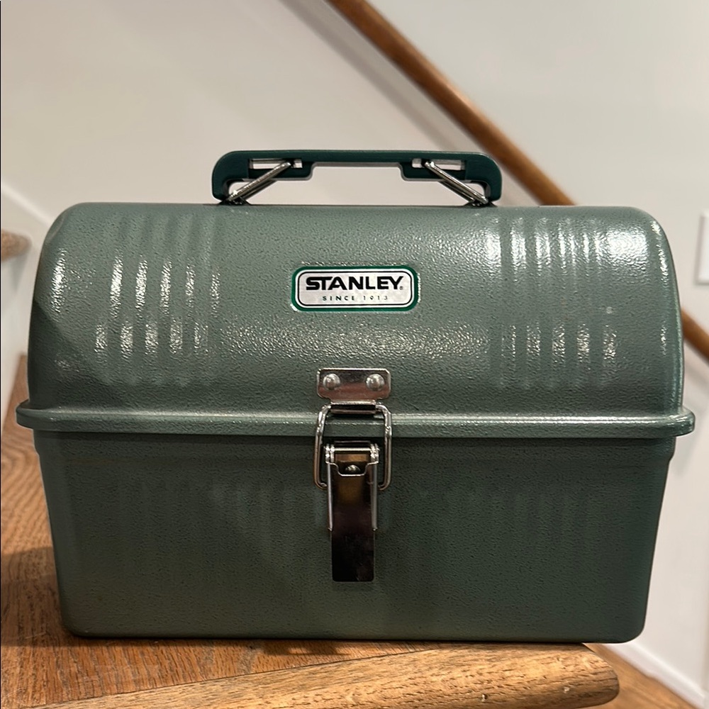 Stanley Classic Green Metal Lunchbox